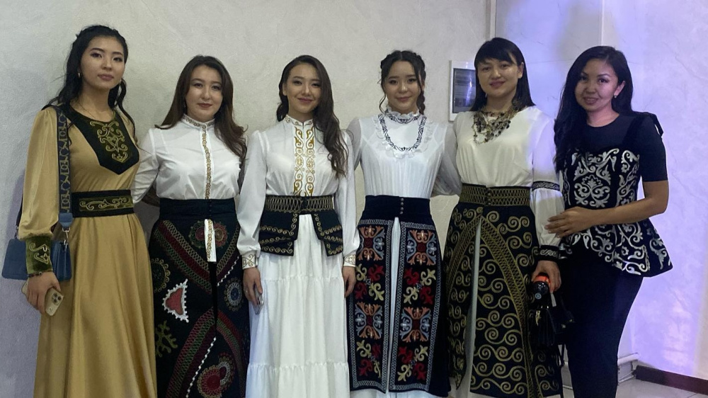 2022-03-31_16-06-44_906721 От платья для дочки до подиумов Милана: Как Толгонай Байра создала бренд Baira
