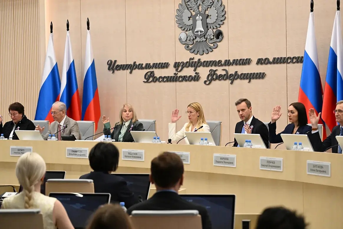 «Единая Россия» получила 349 мест в Госдуме