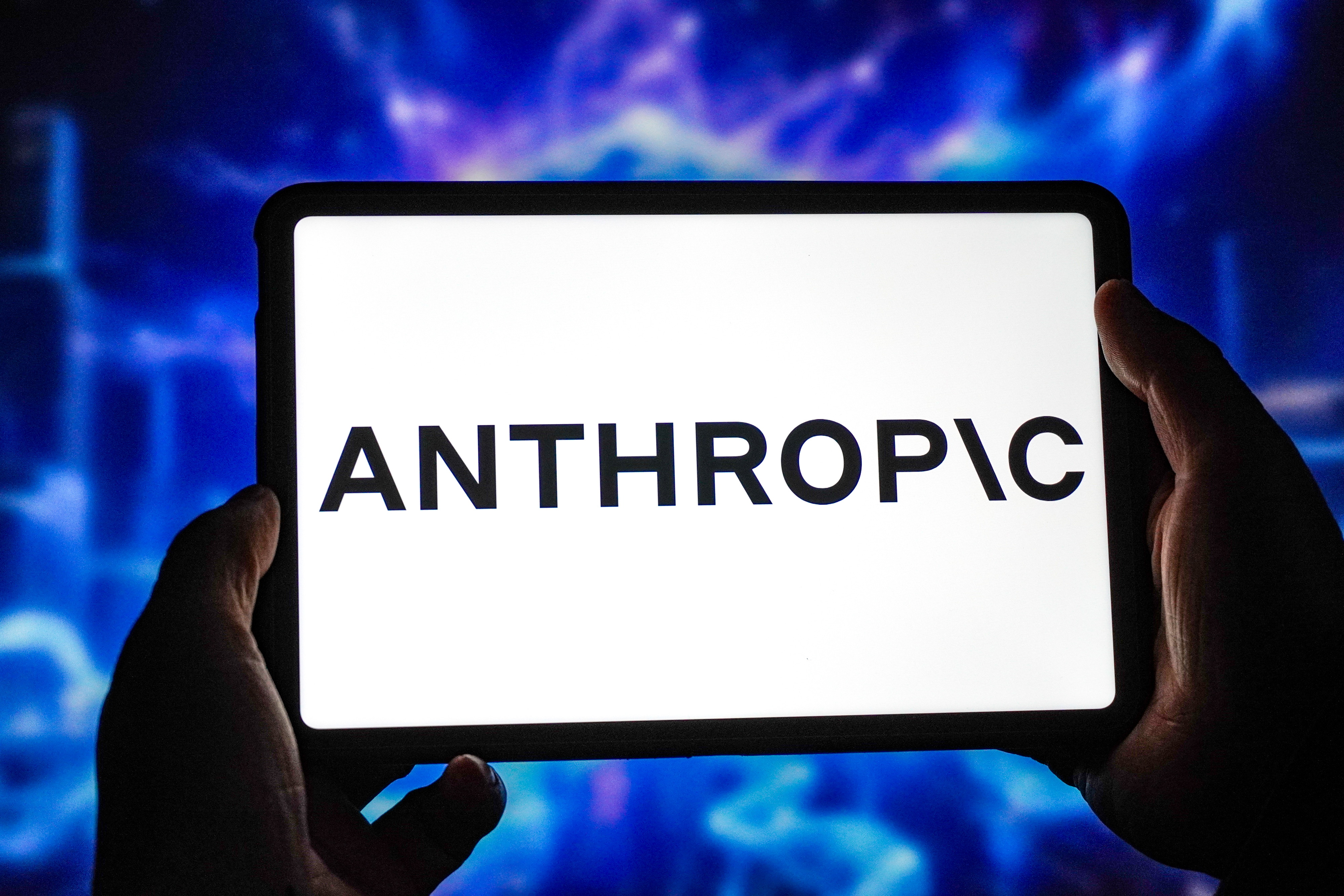 Anthropic предупредила о непредсказуемом поведении моделей — Financial Times