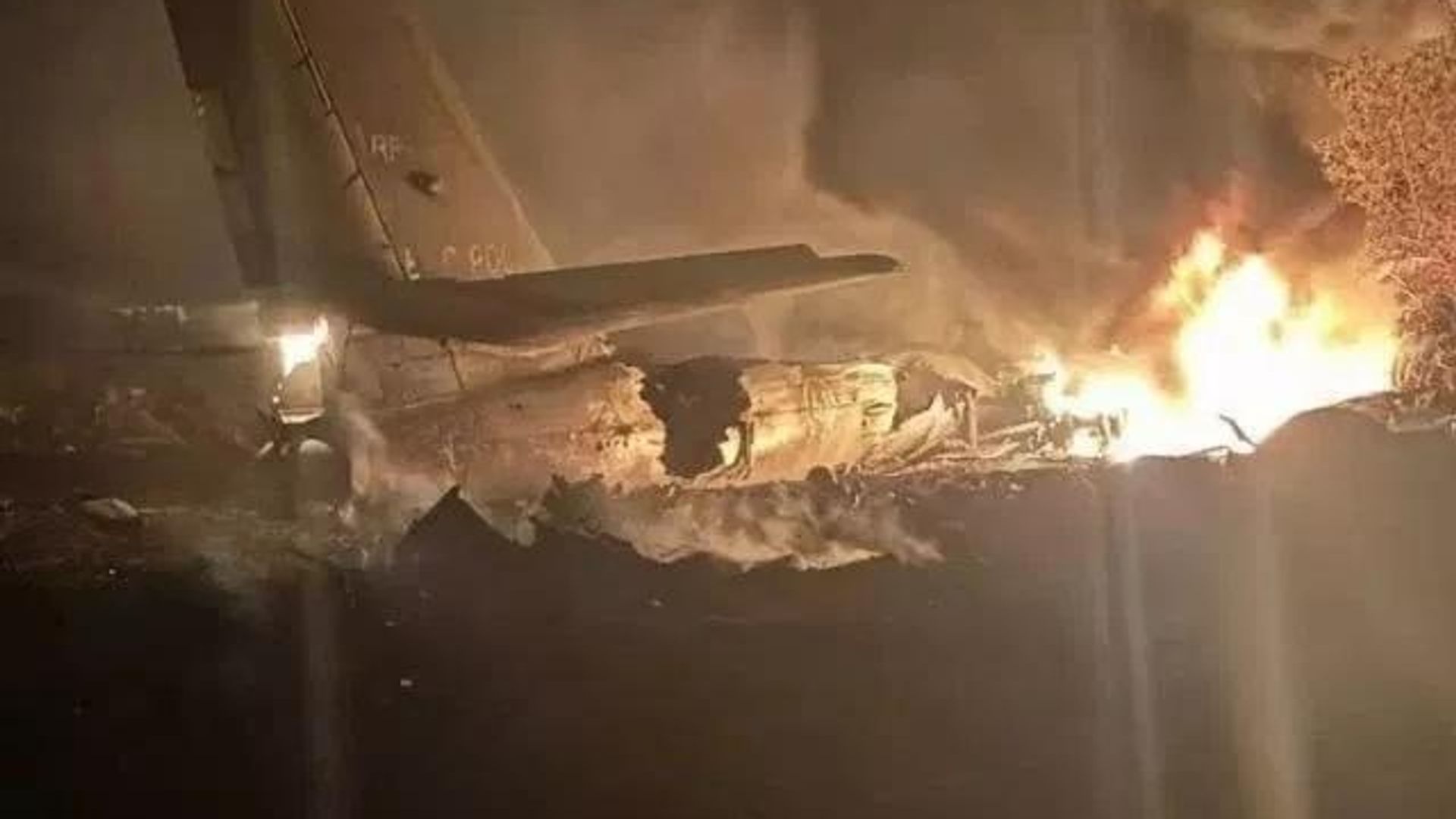Шесть членов экипажа погибли при крушении Ту-95 в Амурской области