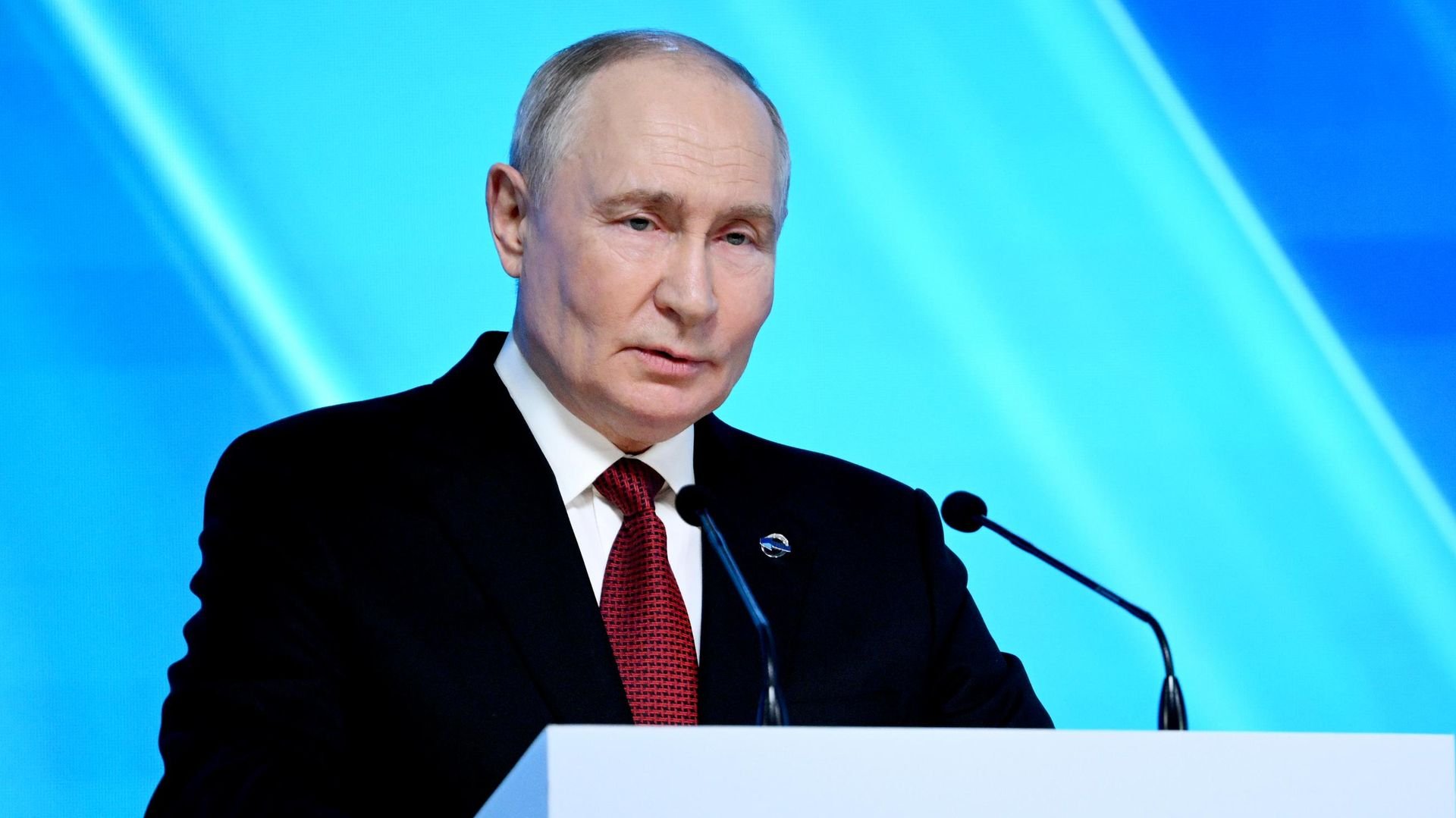 Путин сообщил о росте торговли со странами СНГ на 12%