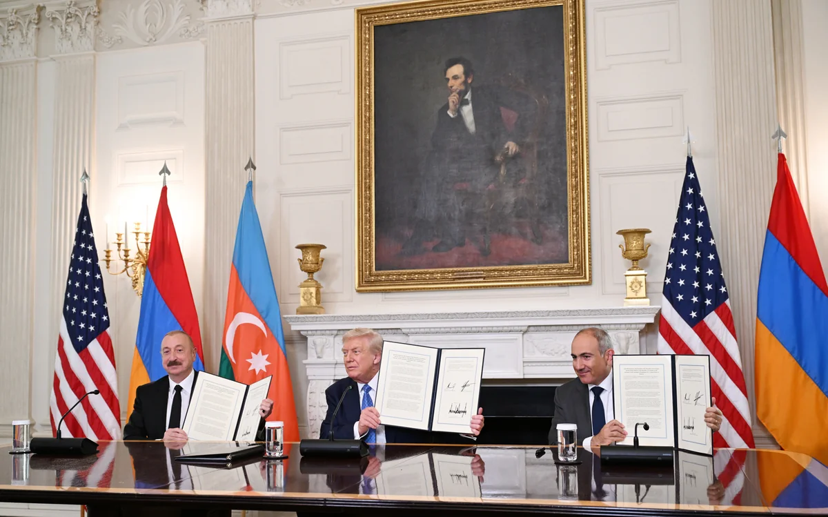 Пашинян намерен заключить мир с Азербайджаном до 2031 года
