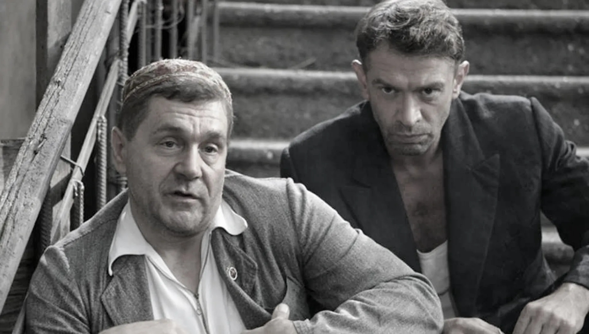 Александр Кондратов работал художником-постановщиком сериала «Ликвидация»