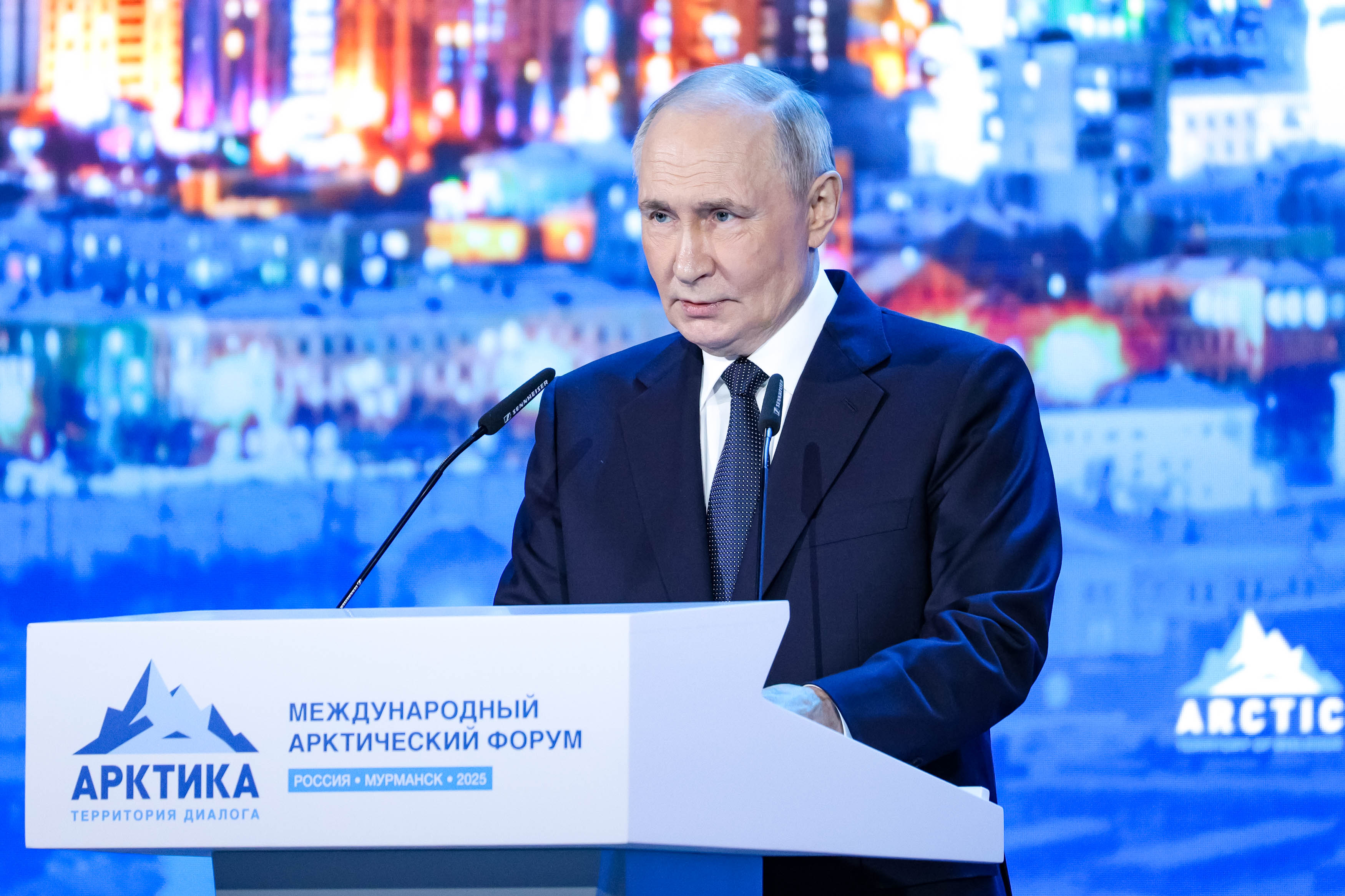 Путин сообщил о проработке сотрудничества с США в Арктике
